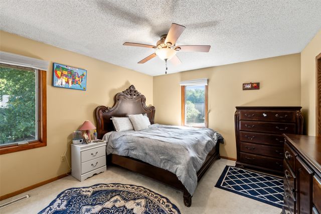 3700 SE 24th Court, Des Moines, IA 50320