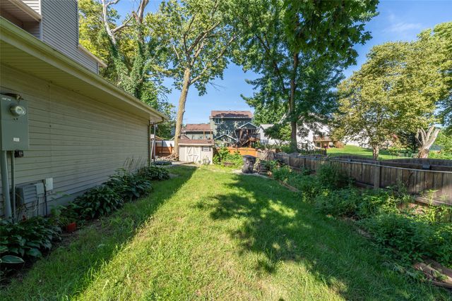3700 SE 24th Court, Des Moines, IA 50320
