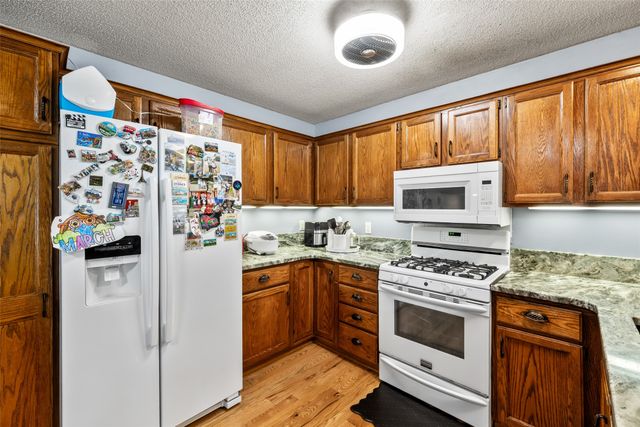 3700 SE 24th Court, Des Moines, IA 50320