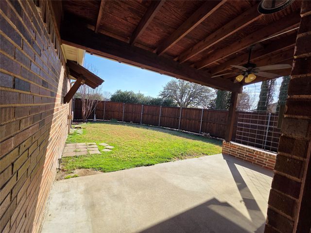 2437 Campfire Lane, Frisco, TX 75033