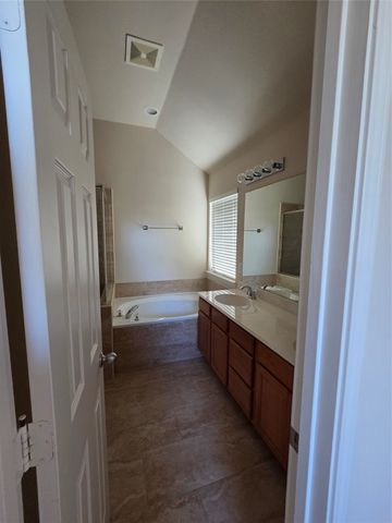 2437 Campfire Lane, Frisco, TX 75033