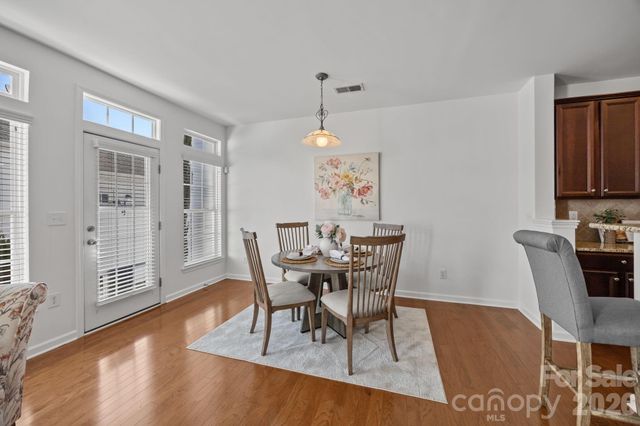 738 Naramore Street, Davidson, NC 28036