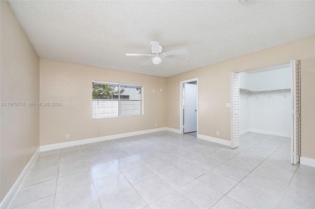 210 SW 98th Ter, Pembroke Pines, FL 33025