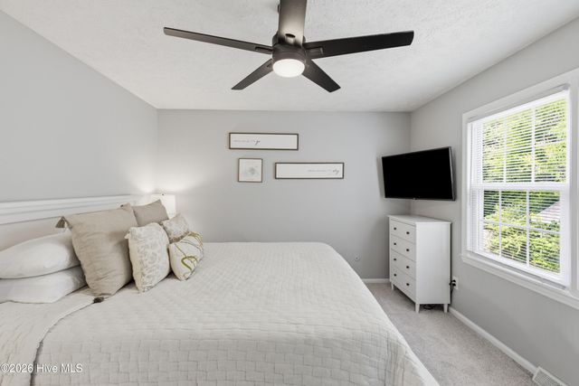 820 Greenbriar Road, Wilmington, NC 28409