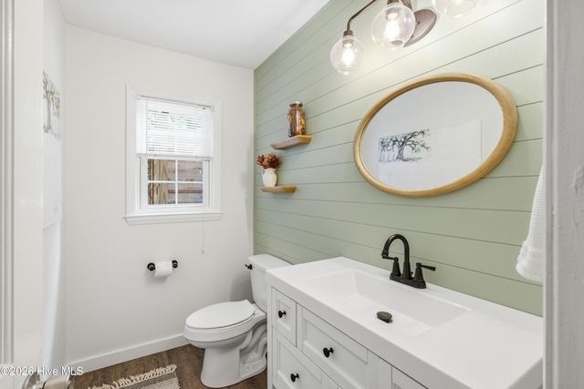 820 Greenbriar Road, Wilmington, NC 28409