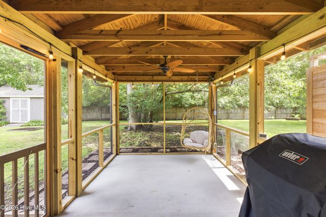 820 Greenbriar Road, Wilmington, NC 28409