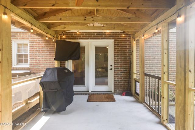 820 Greenbriar Road, Wilmington, NC 28409