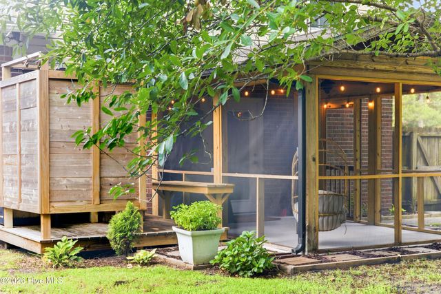820 Greenbriar Road, Wilmington, NC 28409