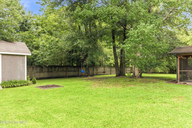 820 Greenbriar Road, Wilmington, NC 28409