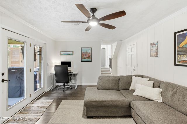 820 Greenbriar Road, Wilmington, NC 28409