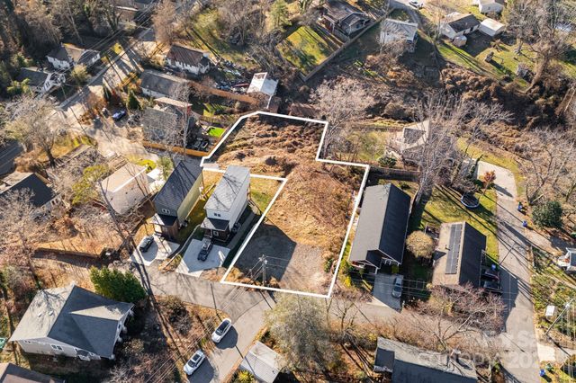 101 Arline Henry Way, Asheville, NC 28806