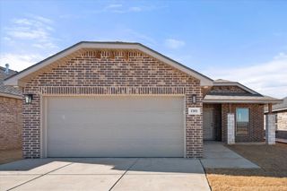1305 N Chicago Avenue, Lubbock, TX 79416