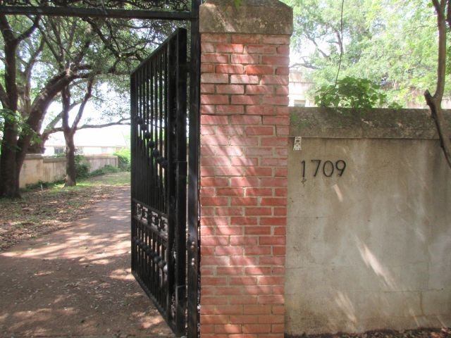 1709 Norwood Lane, Arlington, TX 76013