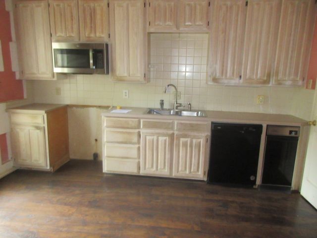 1709 Norwood Lane, Arlington, TX 76013