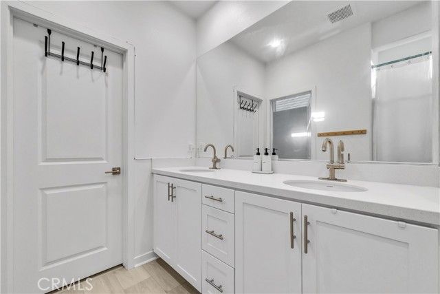 16272 Meadowhouse, Chino, CA 91708