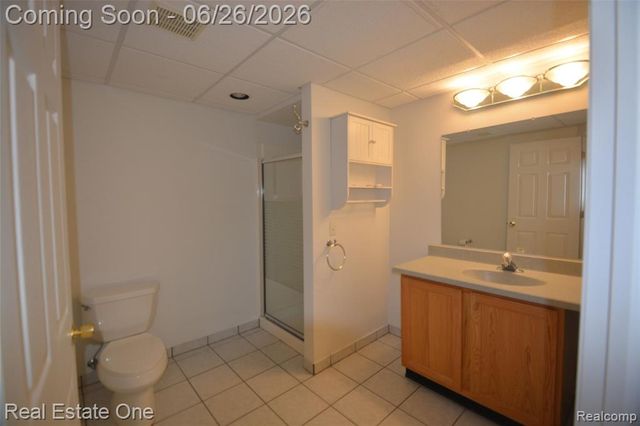 2140 W View Court, Lake Orion, MI 48360