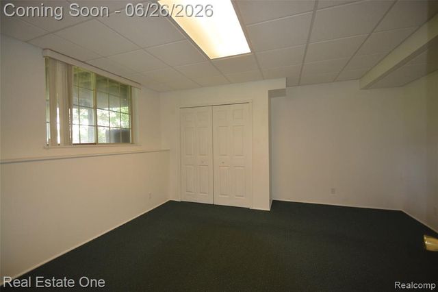 2140 W View Court, Lake Orion, MI 48360