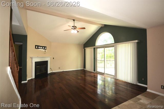 2140 W View Court, Lake Orion, MI 48360