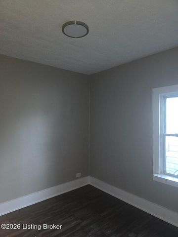 2111 S 7th Street Rd, Louisville, KY 40208