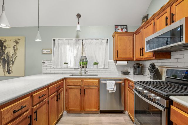 3015 Sunridge DR, Austin, TX 78741