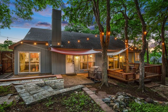 3015 Sunridge DR, Austin, TX 78741