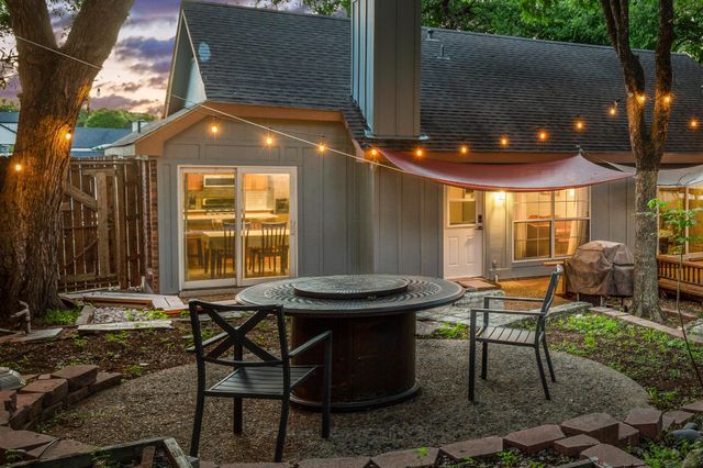 3015 Sunridge DR, Austin, TX 78741