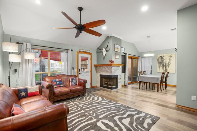 3015 Sunridge DR, Austin, TX 78741