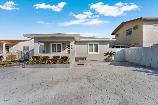 351 E 13th St, Hialeah, FL 33010