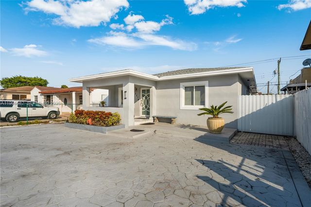 351 E 13th St, Hialeah, FL 33010