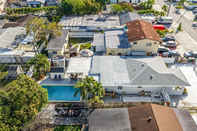 351 E 13th St, Hialeah, FL 33010