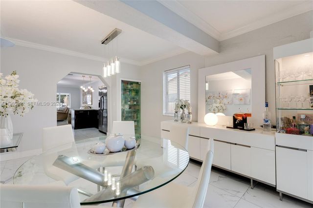 351 E 13th St, Hialeah, FL 33010