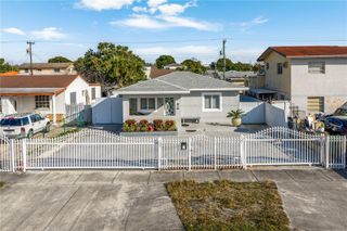 351 E 13th St, Hialeah, FL 33010