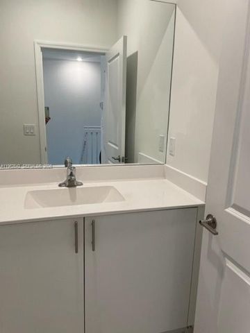 2632 SE 19 2632, Homestead, FL 33035