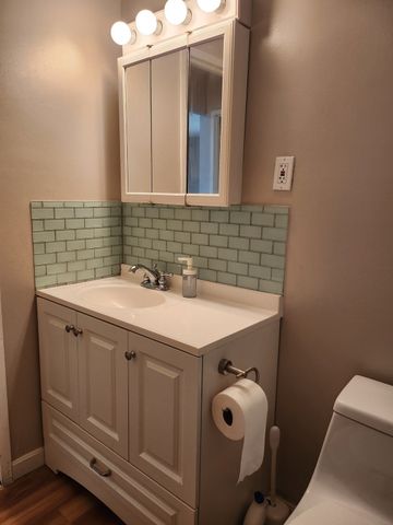 123 Elm St D11, Quincy, MA 02169