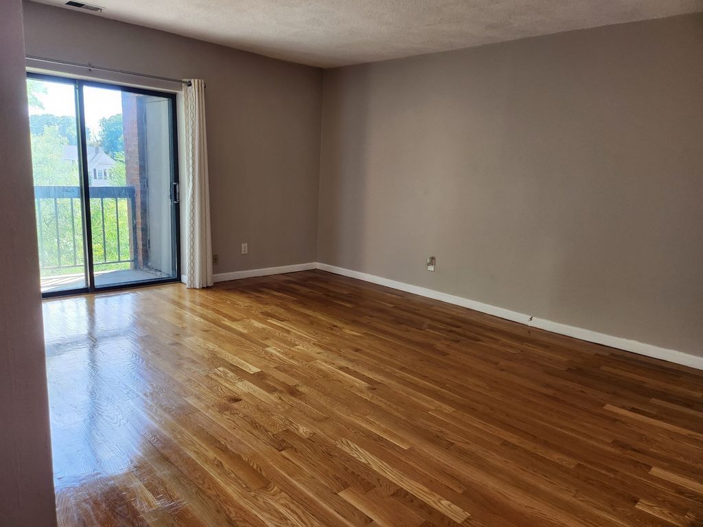 123 Elm St D11, Quincy, MA 02169