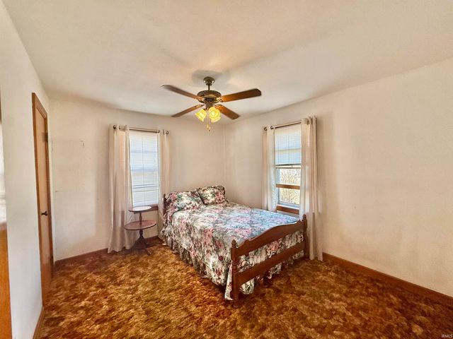 3886 Clover Drive, Newburgh, IN 47630