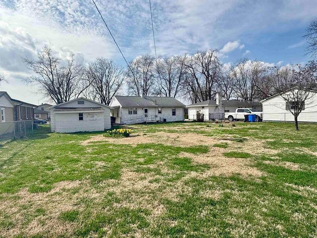 3886 Clover Drive, Newburgh, IN 47630