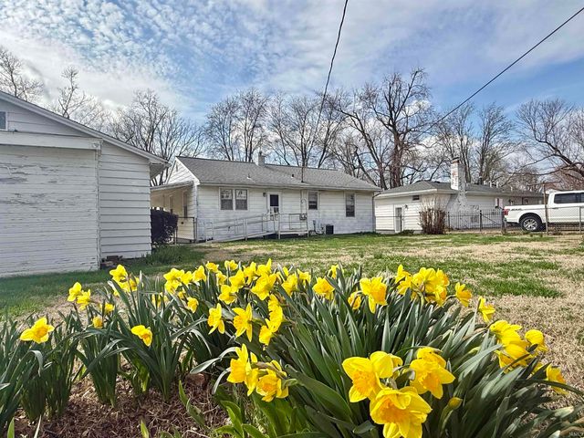 3886 Clover Drive, Newburgh, IN 47630