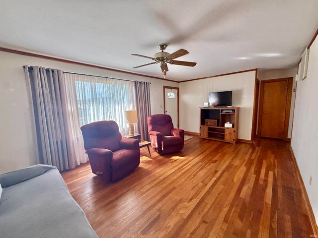 3886 Clover Drive, Newburgh, IN 47630