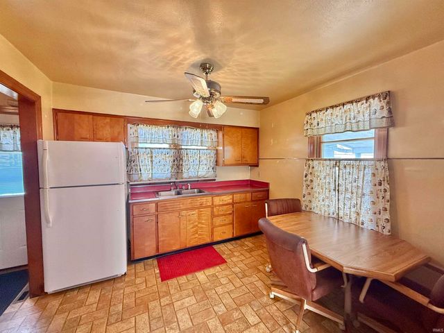 3886 Clover Drive, Newburgh, IN 47630