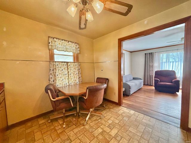 3886 Clover Drive, Newburgh, IN 47630