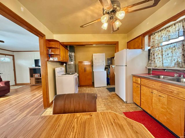 3886 Clover Drive, Newburgh, IN 47630