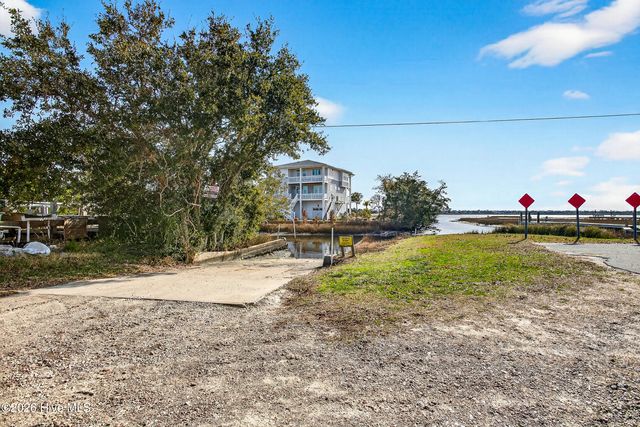 00 Watts Landing Road, Hampstead, NC 28443