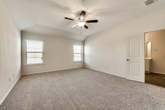 233 Pitt Circle, Fate, TX 75189