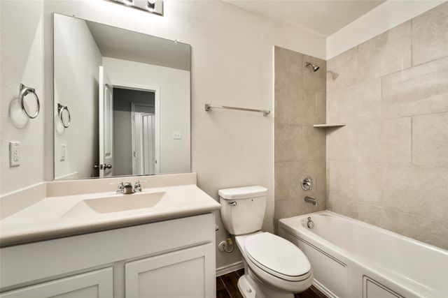 233 Pitt Circle, Fate, TX 75189