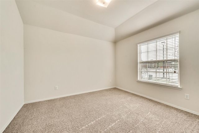 233 Pitt Circle, Fate, TX 75189