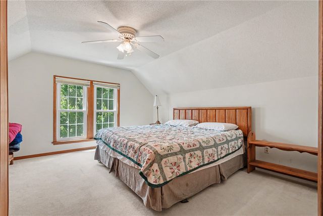 100 Home Park Boulevard, Waterloo, IA 50701