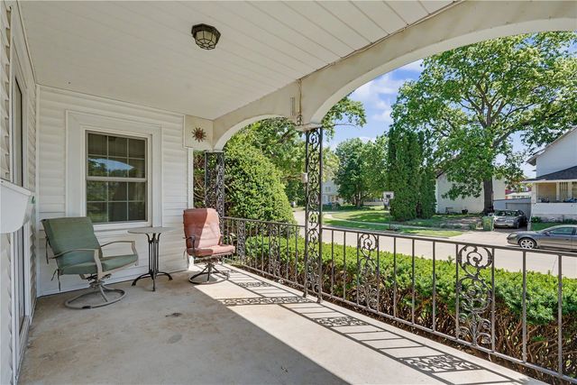100 Home Park Boulevard, Waterloo, IA 50701