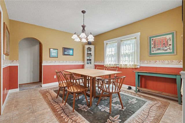 100 Home Park Boulevard, Waterloo, IA 50701