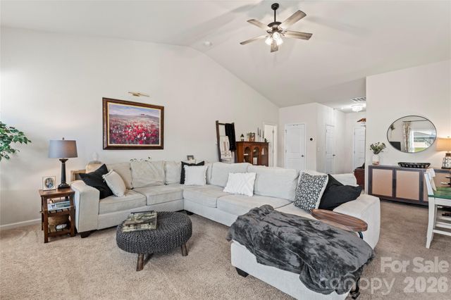 3112 Wynn Way, Charlotte, NC 28215